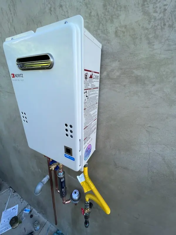 Tankless water heater installation for View Park homes